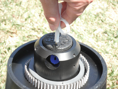 VariThrow Intelligent Sprinkler - Waters the Exact Shape of Your Lawn